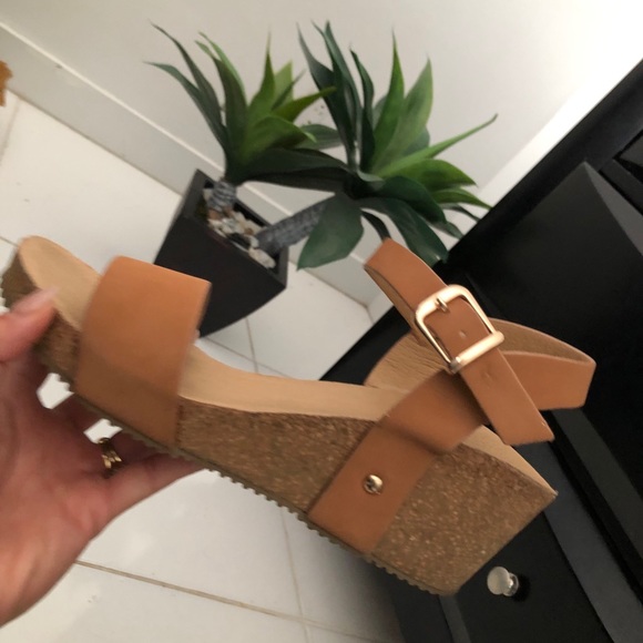 Women’s sandals - Picture 2 of 4